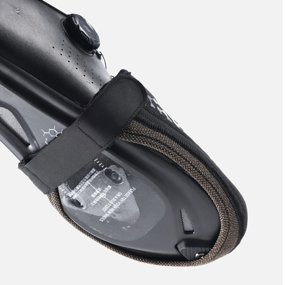 Mountain Biking Competition - Capa para sapatos de bicicleta de
